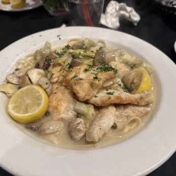 Nate's Italian Kitchen - Chicken Piccata - Sandwiches Near Me - Tucson, Arizona