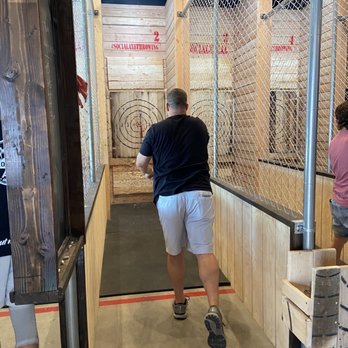 Social Axe Throwing - Set.. go! - Axe Throwing Near Me - Gilbert, Arizona