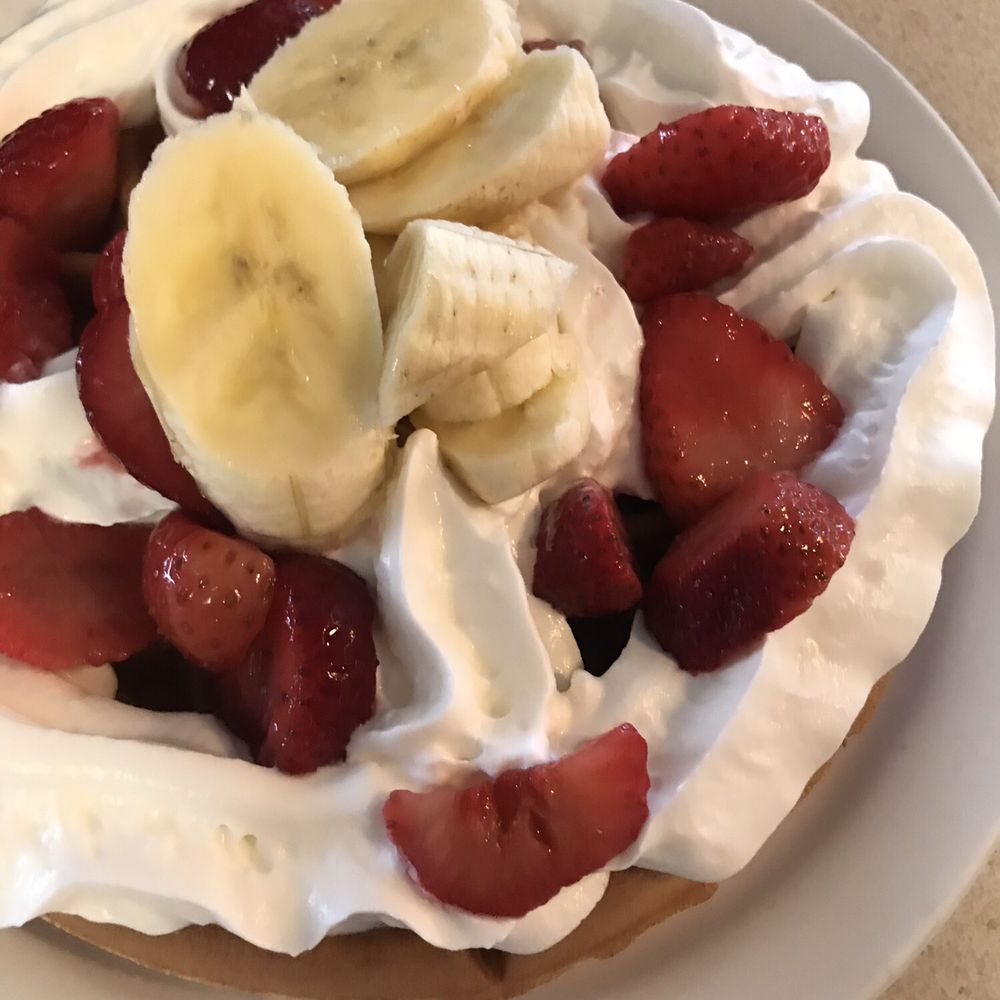 Kam Bowl - Waffle with the toppings and whip cream - Diners Near Me - Honolulu, Hawaii