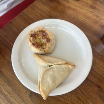 Cafecito - Vegetarian empanadas - Argentine Near Me - Santa Fe, New Mexico Cafecito - Vegetarian empanadas - Argentine Near Me - Santa Fe, New Mexico