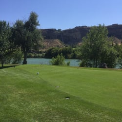 Blue Lakes Country Club