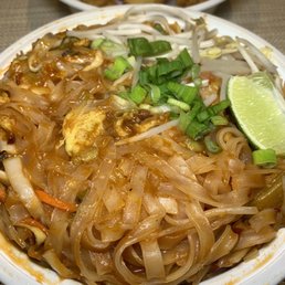 Chicken Pad Thai Noodles ($11.99)