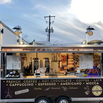 Anovski's Crepes and Drinks