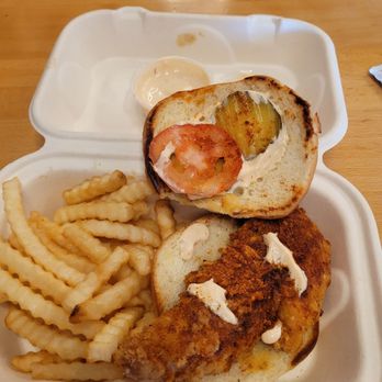 Byrd's Hot Chicken - chicken sandwich - Chicken Shop Near Me - Anaheim, California Byrd's Hot Chicken - chicken sandwich - Chicken Shop Near Me - Anaheim, California