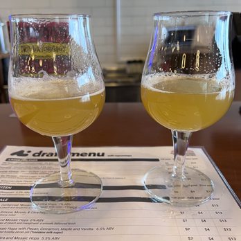 Aslin Beer Company - A small town in Ontario IPA and Clear Nights IPA - Breweries Near Me - Alexandria, Virginia Aslin Beer Company - A small town in Ontario IPA and Clear Nights IPA - Breweries Near Me - Alexandria, Virginia