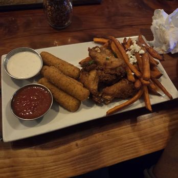 Bambino’s Vallejo - Mozzarella sticks, wings and buffalo sweet potato fries - Italian Near Me - Vallejo, California