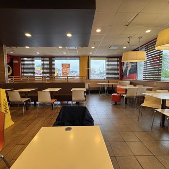 McDonald's - Dining room - Fast Food Near Me - Enola, Pennsylvania McDonald's - Dining room - Fast Food Near Me - Enola, Pennsylvania