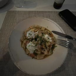 POTATO GNOCCHI, LOBSTER, DANDELIONS, STRACIATELLA & FENNEL POLLEN