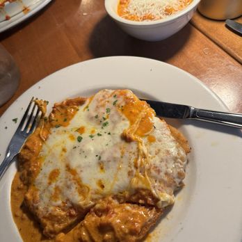Antonio's Trattoria - Chicken Parmigiana and Penne alla Vodka - Italian Near Me - Bronx, New York