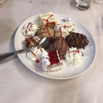 El Jamón y el Churrasco - Dessert tray - Spanish Near Me - Madrid, M El Jamón y el Churrasco - Dessert tray - Spanish Near Me - Madrid, M