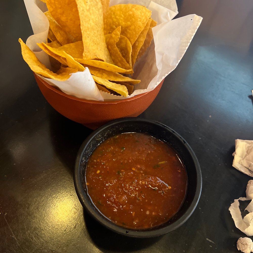 Mi Corazon Mexican Restaurant - a bowl of chips and a bowl of salsa - Mexican Near Me - Spanish Fork, Utah Mi Corazon Mexican Restaurant - a bowl of chips and a bowl of salsa - Mexican Near Me - Spanish Fork, Utah