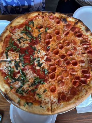 Johnny Mo's Pizzeria by null
