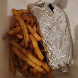 Med Diner - Gyro and fries