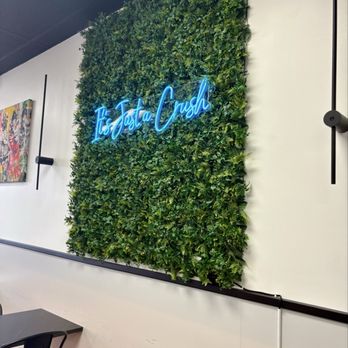 CRUSH - Decor - Cafes Near Me - Reno, Nevada CRUSH - Decor - Cafes Near Me - Reno, Nevada