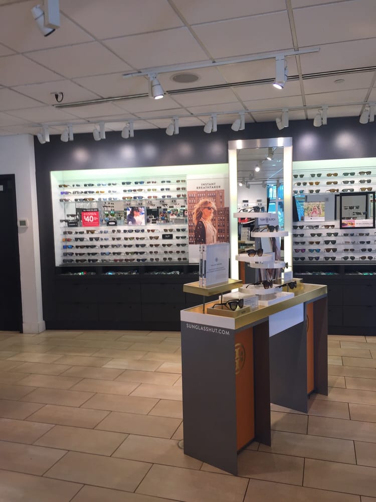 SUNGLASS HUT Updated June 2024 250 N Atlantic Ave, Daytona Beach