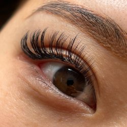 Air lashes 