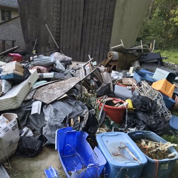 Junk Removal Masters - Before outside (foreclosure) - Junk Removal & Hauling Near Me