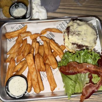 Greyson - Big Bacon Smash Burger - Salad Near Me - Apollo Beach, Florida