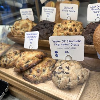 Levain Bakery - Back Bay, Boston - Cookies - Bakeries Near Me - Boston, Massachusetts Levain Bakery - Back Bay, Boston - Cookies - Bakeries Near Me - Boston, Massachusetts