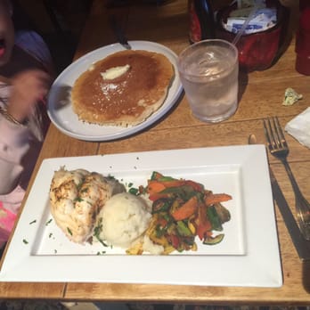 Java Jazz & Soup Nutz - Pancakes and lobster - Coffee & Tea Near Me - Lahaina, Hawaii Java Jazz & Soup Nutz - Pancakes and lobster - Coffee & Tea Near Me - Lahaina, Hawaii