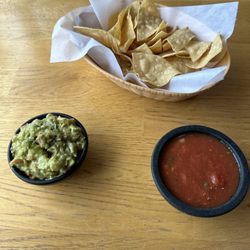 Kan Kun Mexican Food - Chips, salsa and guac