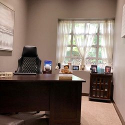 Exceptional Dentistry at Johns Creek - Consultation room at Suwanee dentist Exceptional Dentistry at Johns Creek Judson T. Connell, DMD