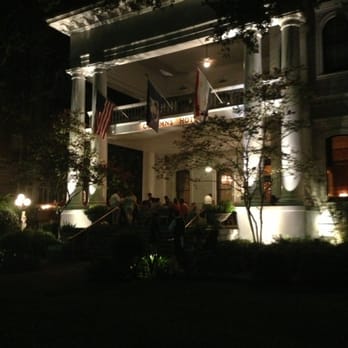 Columns - Hotels Near Me - New Orleans, Louisiana