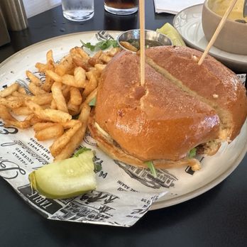 Magnolia Table - Hamburger and fries - Breakfast & Brunch Near Me - Waco, Texas Magnolia Table - Hamburger and fries - Breakfast & Brunch Near Me - Waco, Texas