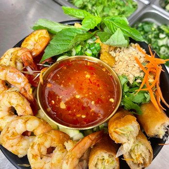 Moe Pho - Noodles & Cafe - Build Your Own Noodle Salad, Extra Shrimp - Vietnamese Near Me - Pendleton, Oregon Moe Pho - Noodles & Cafe - Build Your Own Noodle Salad, Extra Shrimp - Vietnamese Near Me - Pendleton, Oregon