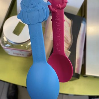 Menchie's Frozen Yogurt - Dope spoons! - Ice Cream & Frozen Yogurt Near Me - Tempe, Arizona Menchie's Frozen Yogurt - Dope spoons! - Ice Cream & Frozen Yogurt Near Me - Tempe, Arizona