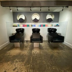 Salon Diversions