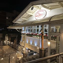 La Peniche - Exterior of ristorante