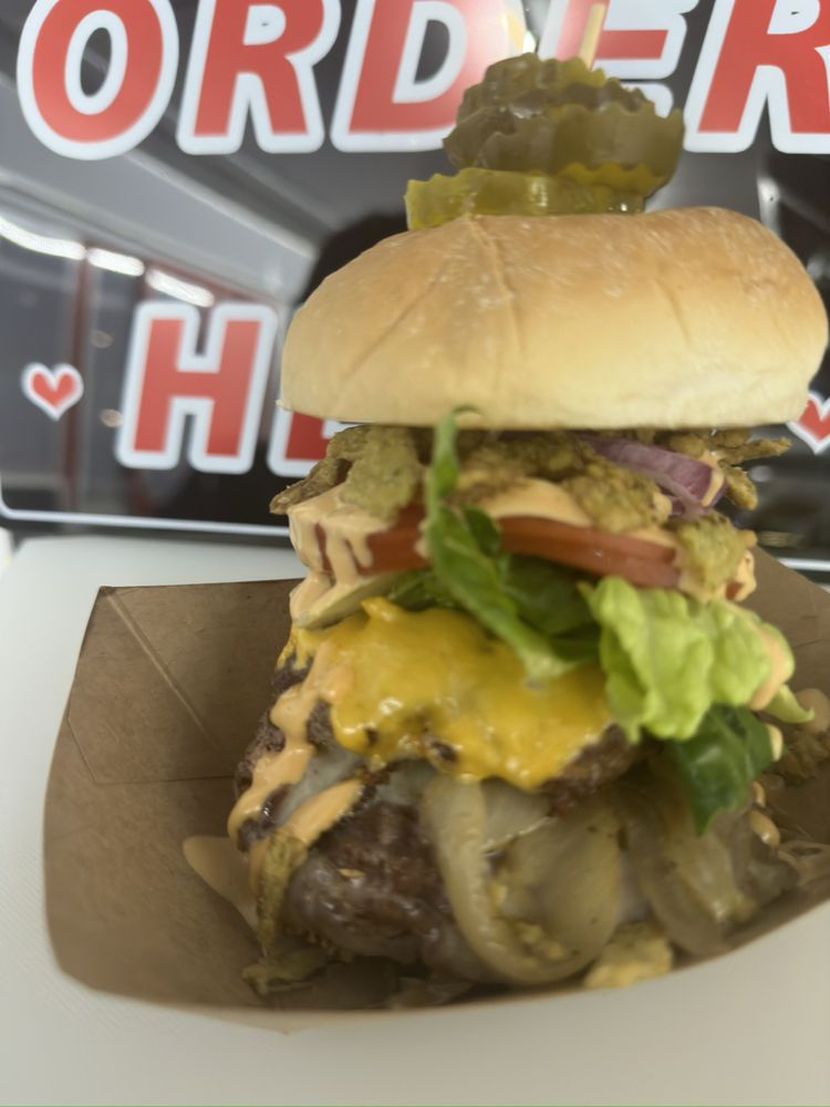 HAMILTON’S URBAN BACKYARD 21 Photos & 12 Reviews 501 Main St