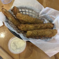 7 Brothers Bar and Grill - Fried pickles