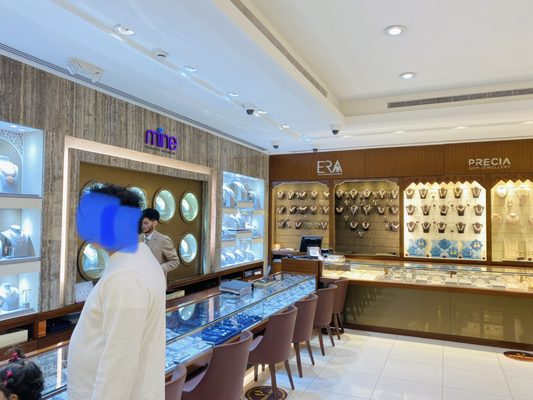 Malabar Gold & Diamonds - Iselin - New Jersey by null