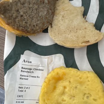 Starbucks - Coffee & Tea Near Me - Miami Beach, Florida