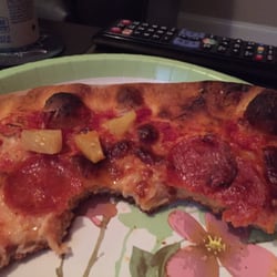 Michaelangelos Pizza & Subs - Missing cheese and notice the burnt crust.