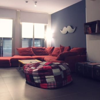 Bon Moustache Hostel - Social Room - Bed & Breakfast Near Me - Barcelona, B