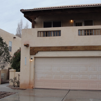 LOE Property Management - Beautifully updated home in great and quiet neighborhood. City and Mountain Views from the Master Bedroom balcony... - Property Management Near Me - Albuquerque, New Mexico LOE Property Management - Beautifully updated home in great and quiet neighborhood. City and Mountain Views from the Master Bedroom balcony... - Property Management Near Me - Albuquerque, New Mexico