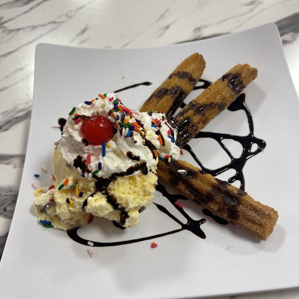 Churros with ice cream