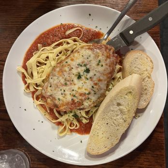 Faccia Luna Pizzeria - Egg fettuccini with chicken Parmesan - Pizza Near Me - State College, Pennsylvania Faccia Luna Pizzeria - Egg fettuccini with chicken Parmesan - Pizza Near Me - State College, Pennsylvania