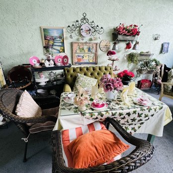 The T Room - Tea Rooms Near Me - Montrose, California The T Room - Tea Rooms Near Me - Montrose, California