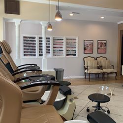 Bella Nails and Spa