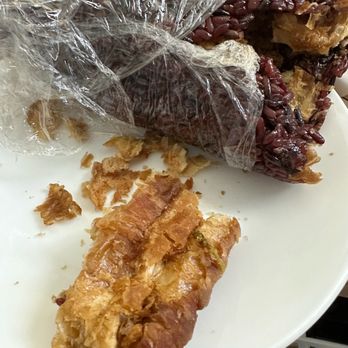 Huge Tree Pastry - Clearly not a fresh you tiao. It even smelled rancid like the oil had gone bad. - Taiwanese Near Me - Monterey Park, California