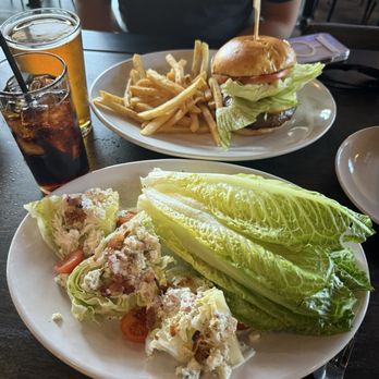 Hendos Barrel House - Fox burger lettuce wrapped and wedge salad - Steakhouses Near Me - Temecula, California Hendos Barrel House - Fox burger lettuce wrapped and wedge salad - Steakhouses Near Me - Temecula, California