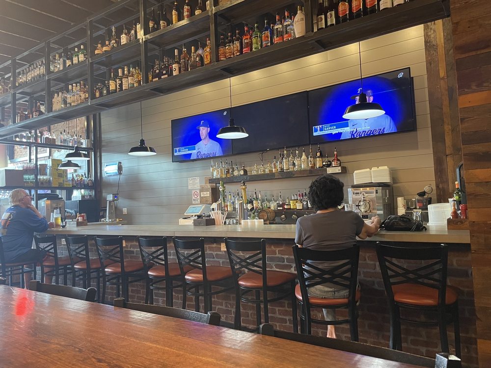 Alejandro's Grill & Cantina