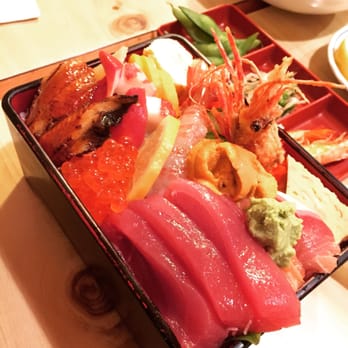 Yanagi Sushi - Chirashi , my favorite with ofcourse uni - Japanese Near Me - Honolulu, Hawaii