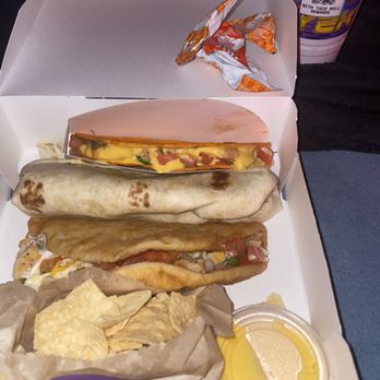 Taco Bell - Lux Box - Fast Food Near Me - College Park, Georgia Taco Bell - Lux Box - Fast Food Near Me - College Park, Georgia