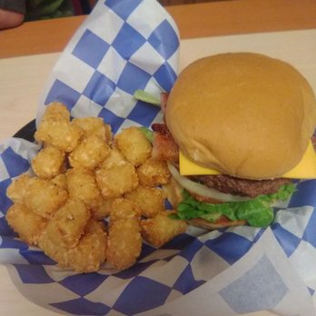 Hilltop Cafe - Bacon cheeseburger with tator tots - Cafes Near Me - Oakwood, Oklahoma Hilltop Cafe - Bacon cheeseburger with tator tots - Cafes Near Me - Oakwood, Oklahoma