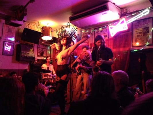 Ain't Nothin But The Blues Bar by null